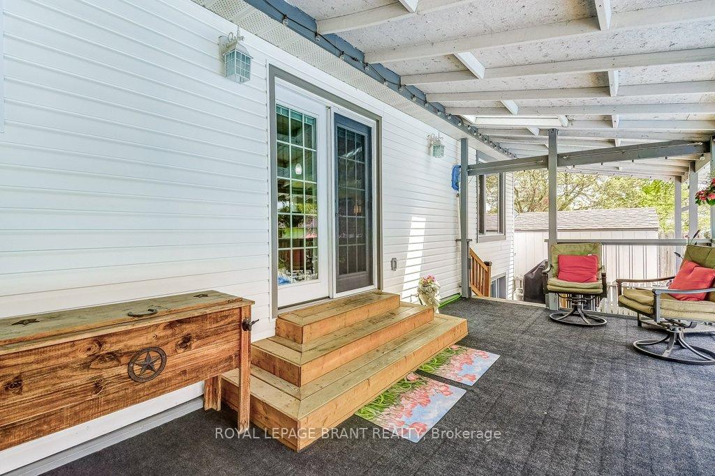 Photo 22 of 726 Applewood Crescent, Milton, Dorset Park — HOMEH