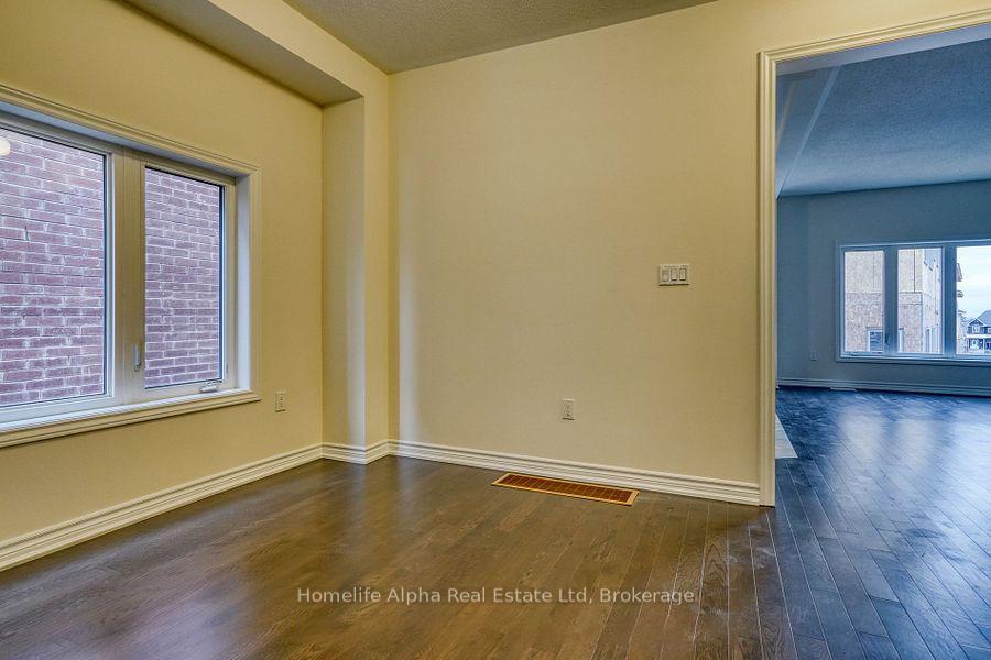 Photo 5 of 1155 Skyridge Boulevard, Pickering, Rural Pickering — HOMEH