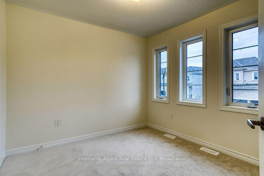 Photo 17 of 1155 Skyridge Boulevard, Pickering, Rural Pickering — HOMEH