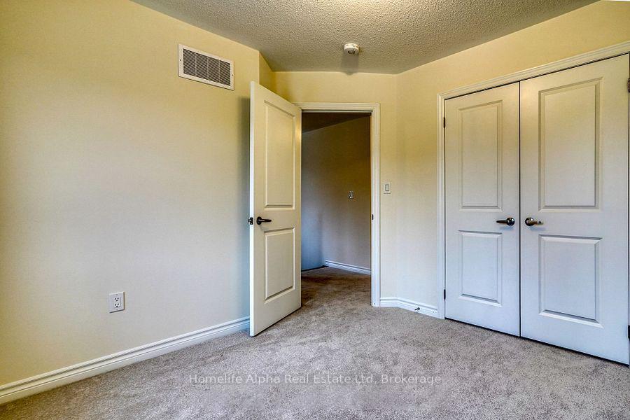 Photo 19 of 1155 Skyridge Boulevard, Pickering, Rural Pickering — HOMEH