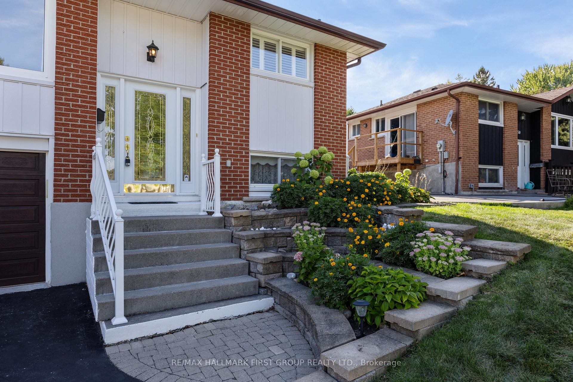 Photo 4 of 746 Central Park Boulevard N, Oshawa, Centennial — HOMEH