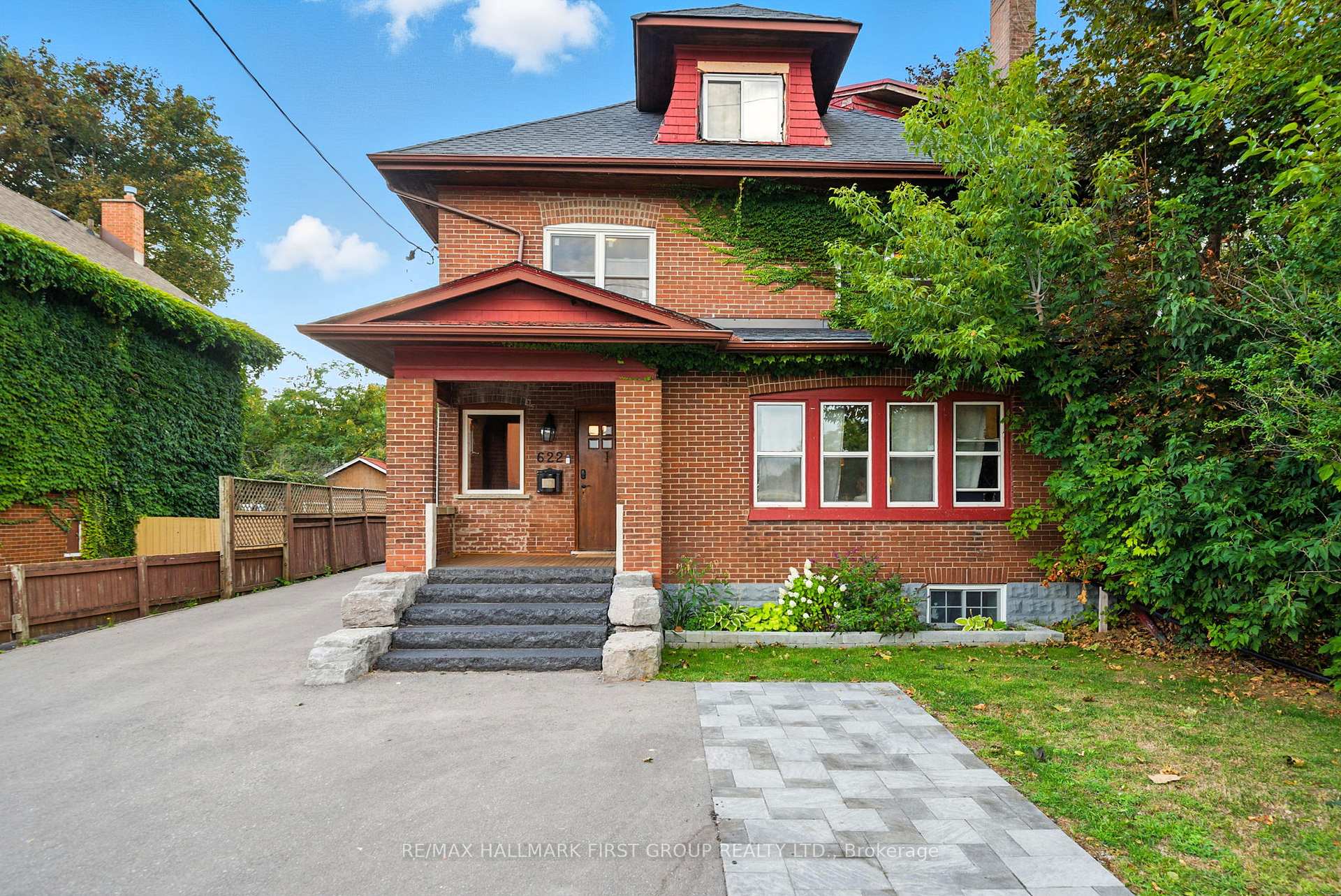 Photo 1 of Unit Main/Second Floor, 622 Simcoe Street, Oshawa, O'Neill — HOMEH