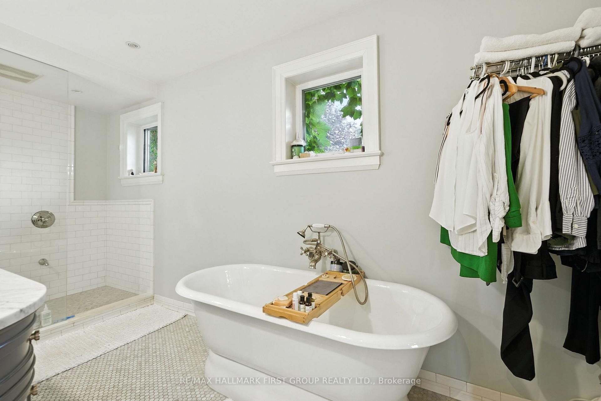 Photo 20 of Unit Main/Second Floor, 622 Simcoe Street, Oshawa, O'Neill — HOMEH