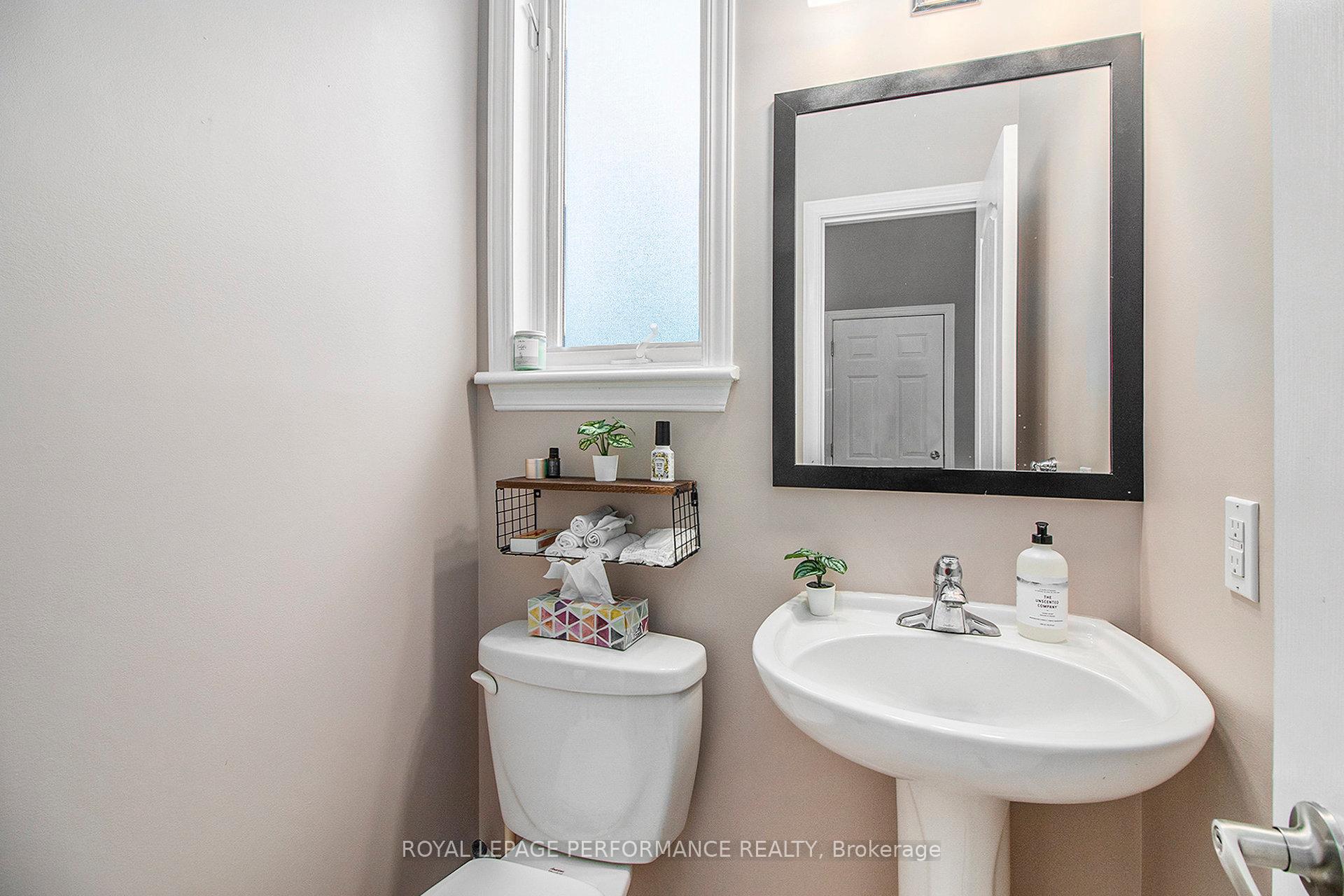 Photo 24 of 1877 Springridge Drive, Ottawa, Springridge/East Village — HOMEH