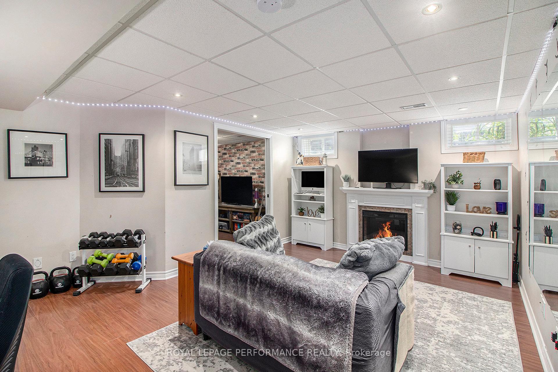 Photo 33 of 1877 Springridge Drive, Ottawa, Springridge/East Village — HOMEH