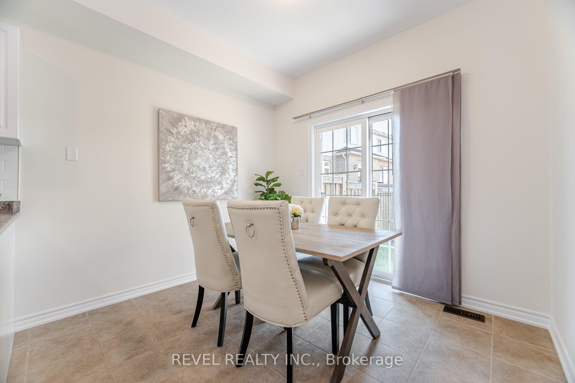 Photo 18 of 607 Murray Meadows Place, Milton, Clarke — HOMEH