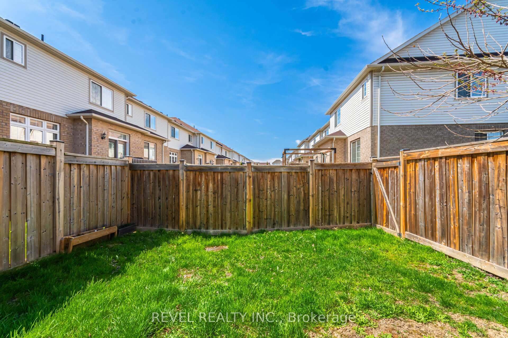 Photo 15 of 607 Murray Meadows Place, Milton, Clarke — HOMEH