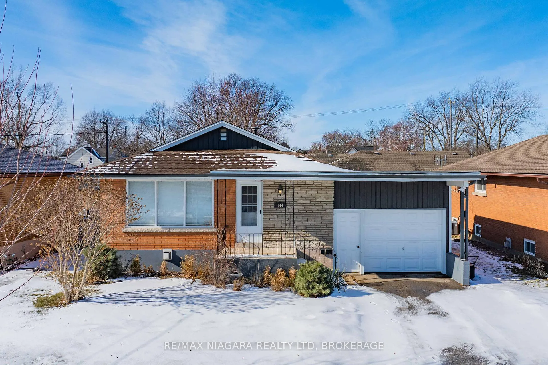 Photo 1 of Unit Main level, 144 Elm Street, Port Colborne, Sugarloaf — HOMEH