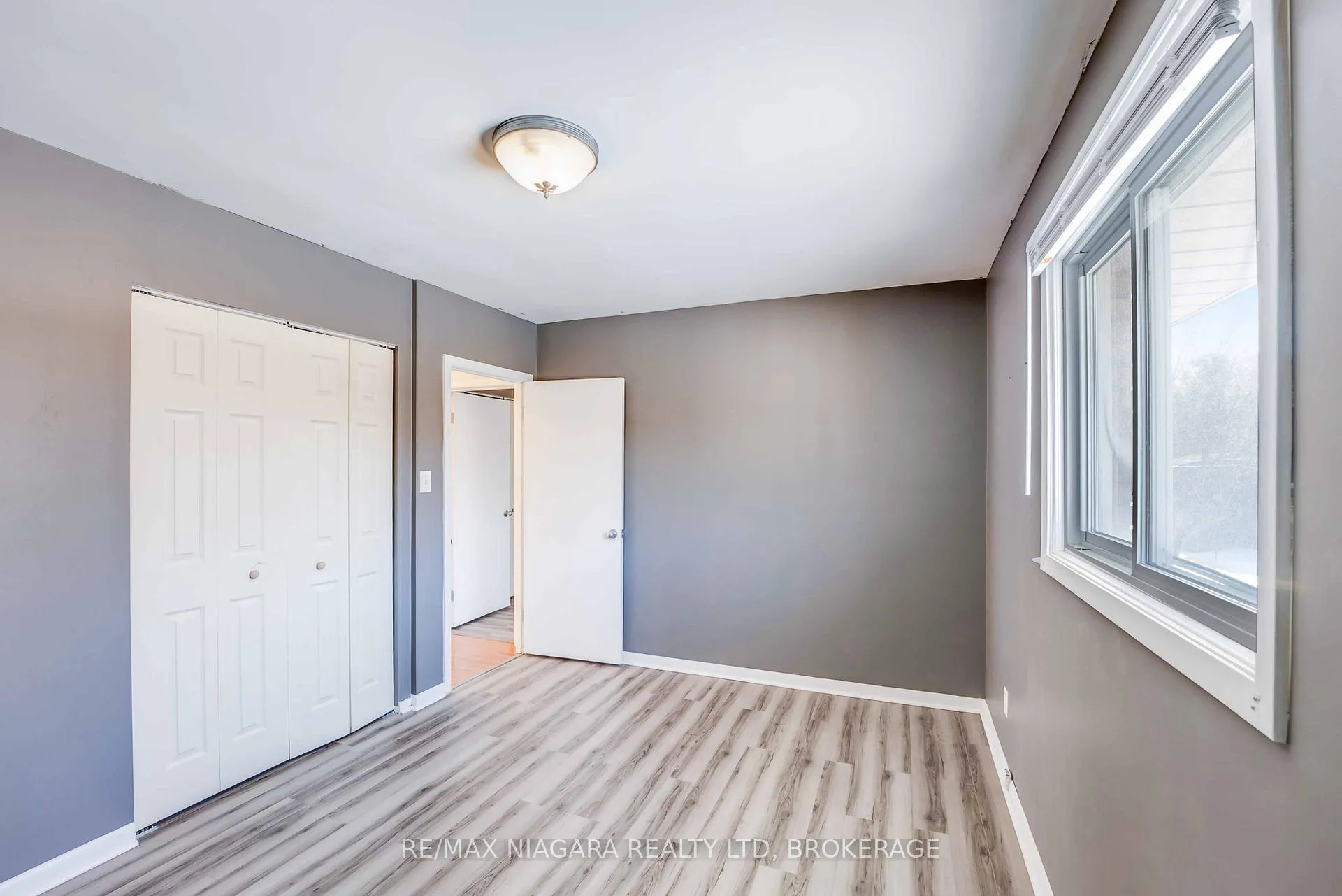 Photo 11 of Unit Main level, 144 Elm Street, Port Colborne, Sugarloaf — HOMEH