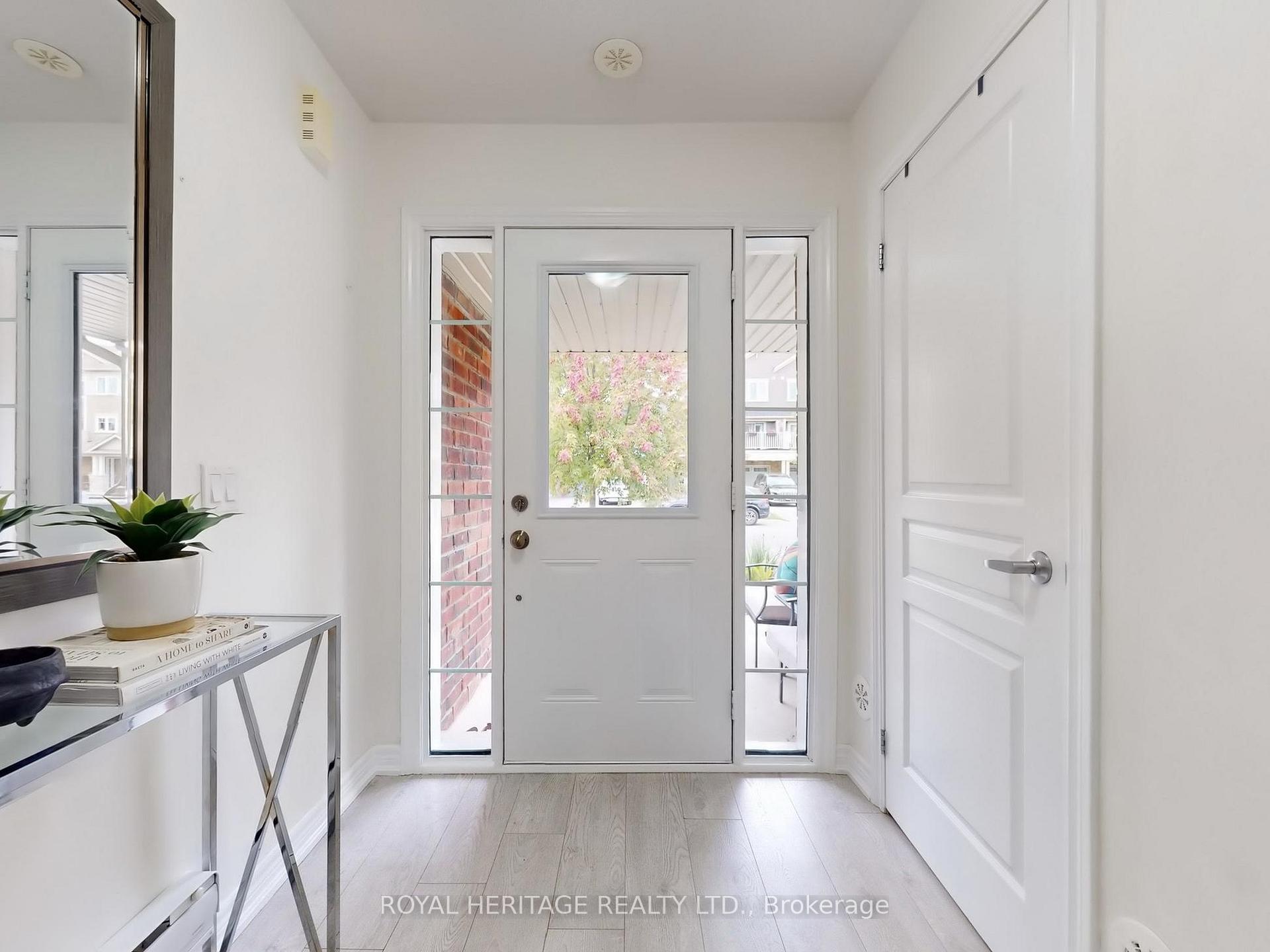 Photo 4 of 91 Tabaret Crescent, Oshawa, Windfields — HOMEH
