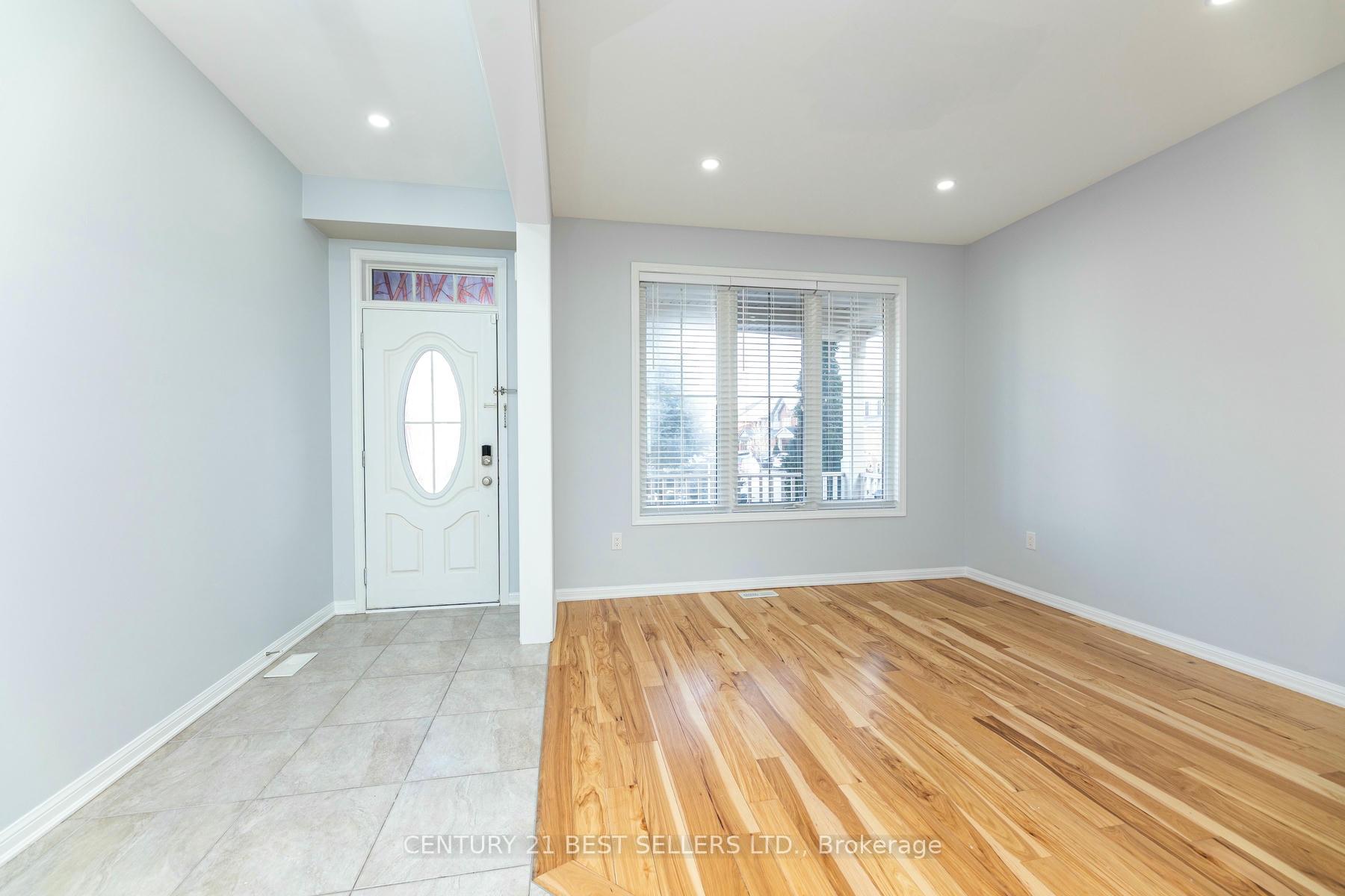 Photo 24 of 436 Tyrone Crescent, Milton, Willmott — HOMEH
