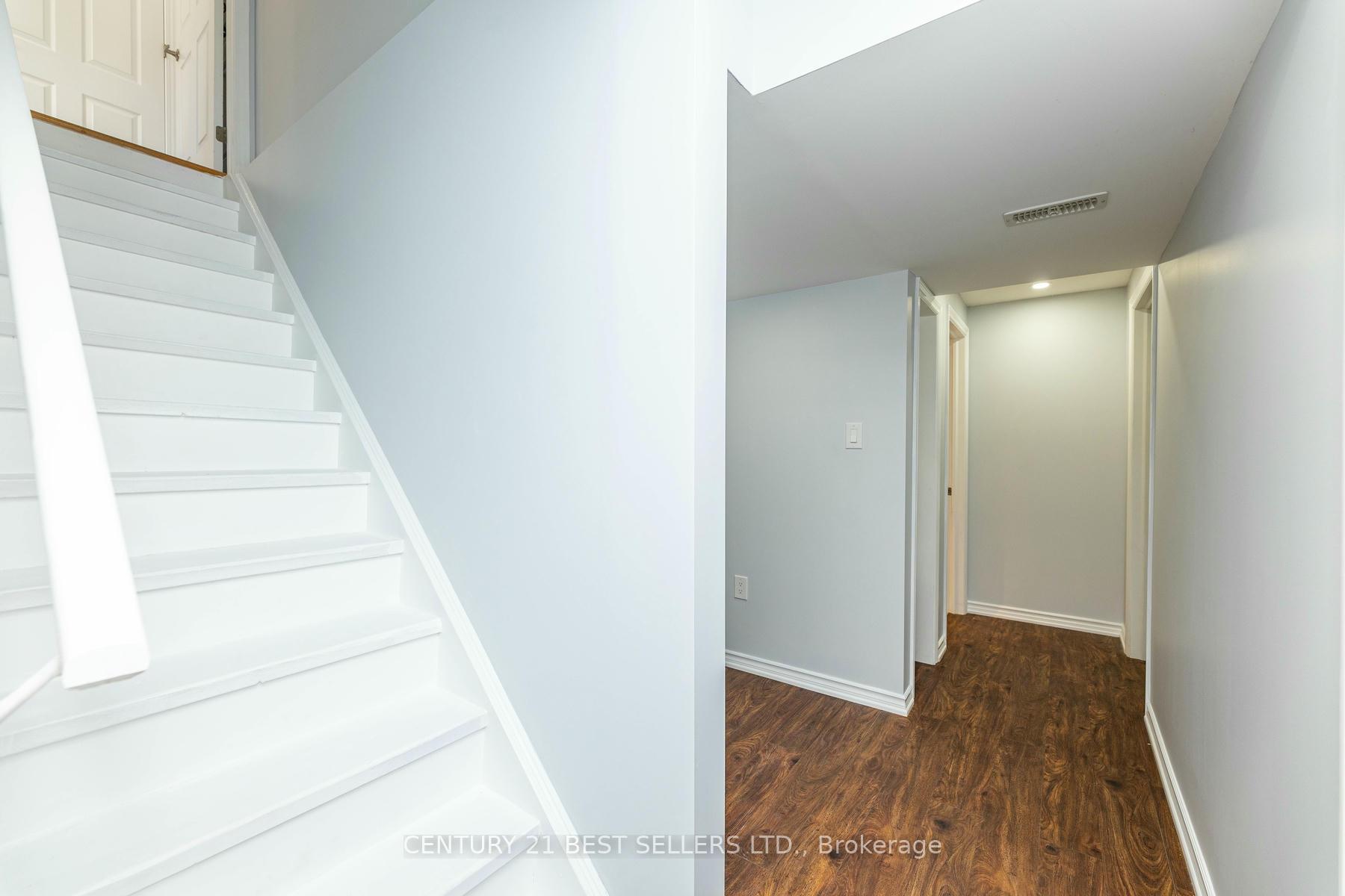 Photo 23 of 436 Tyrone Crescent, Milton, Willmott — HOMEH