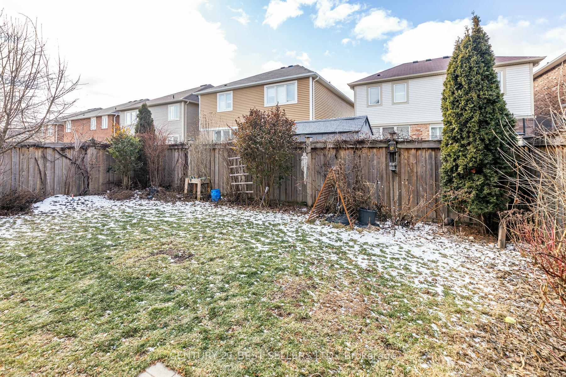Photo 33 of 436 Tyrone Crescent, Milton, Willmott — HOMEH