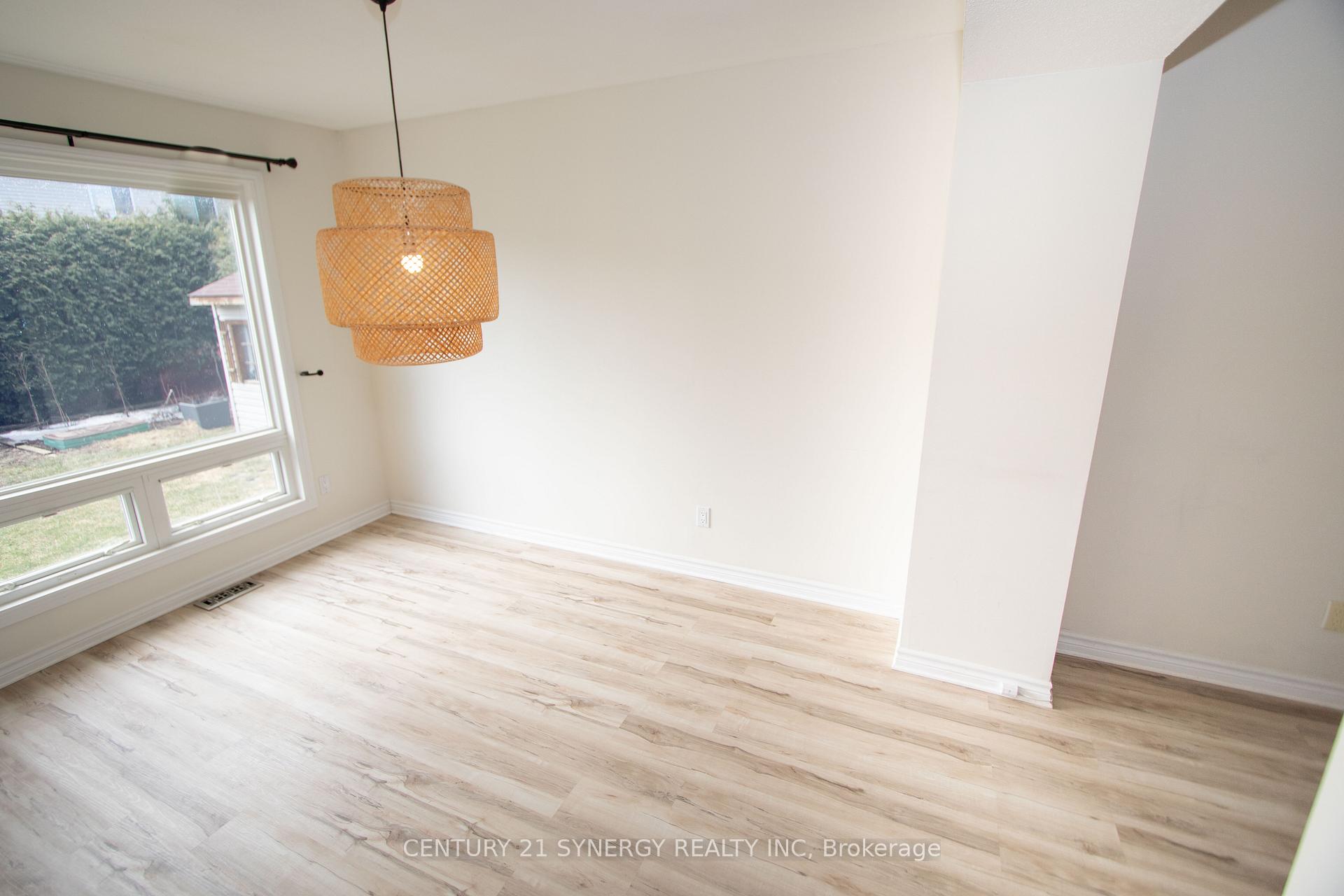 Photo 13 of 626 Simoneau Way, Ottawa, Fallingbrook/Pineridge — HOMEH