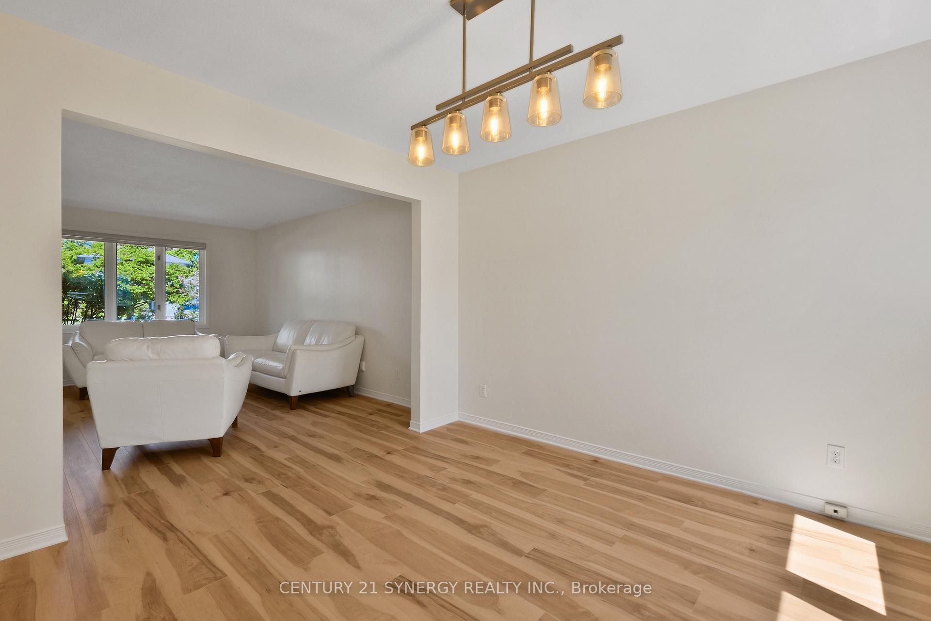Photo 9 of 604 Steller Street, Ottawa, Fallingbrook/Pineridge — HOMEH