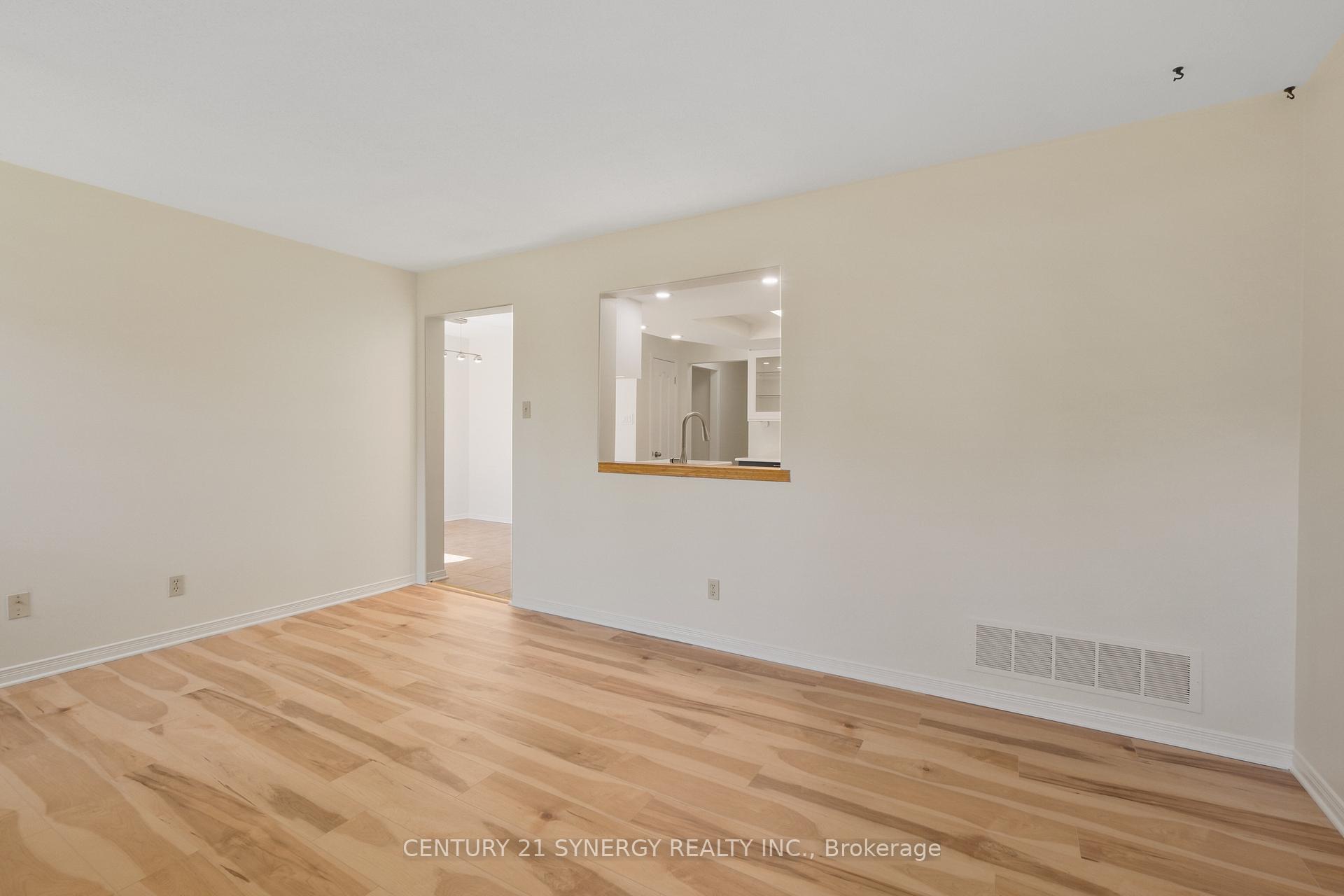 Photo 19 of 604 Steller Street, Ottawa, Fallingbrook/Pineridge — HOMEH