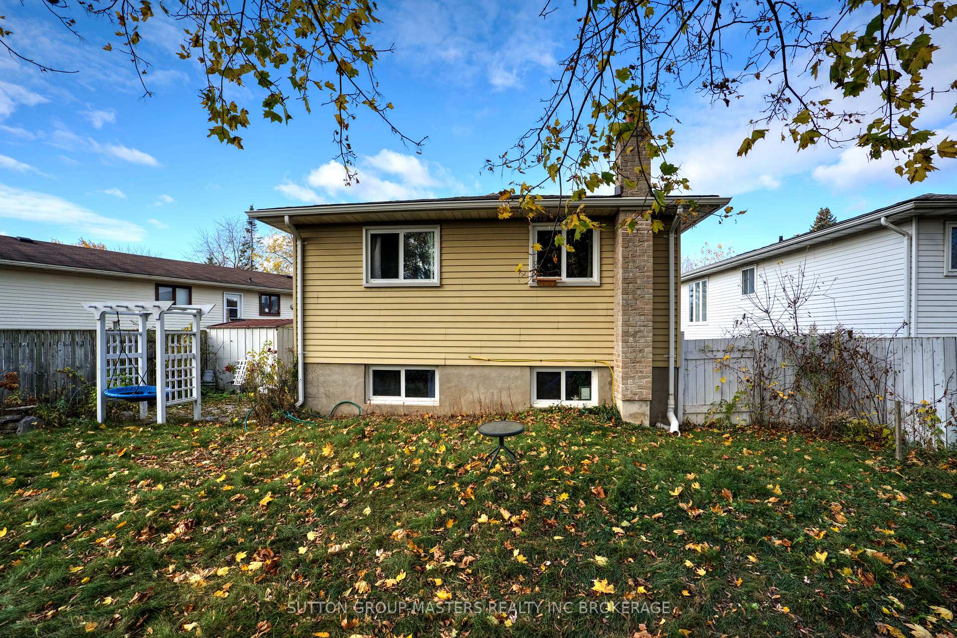 Photo 32 of 1097 Pinewood Place, Kingston, City Northwest — HOMEH