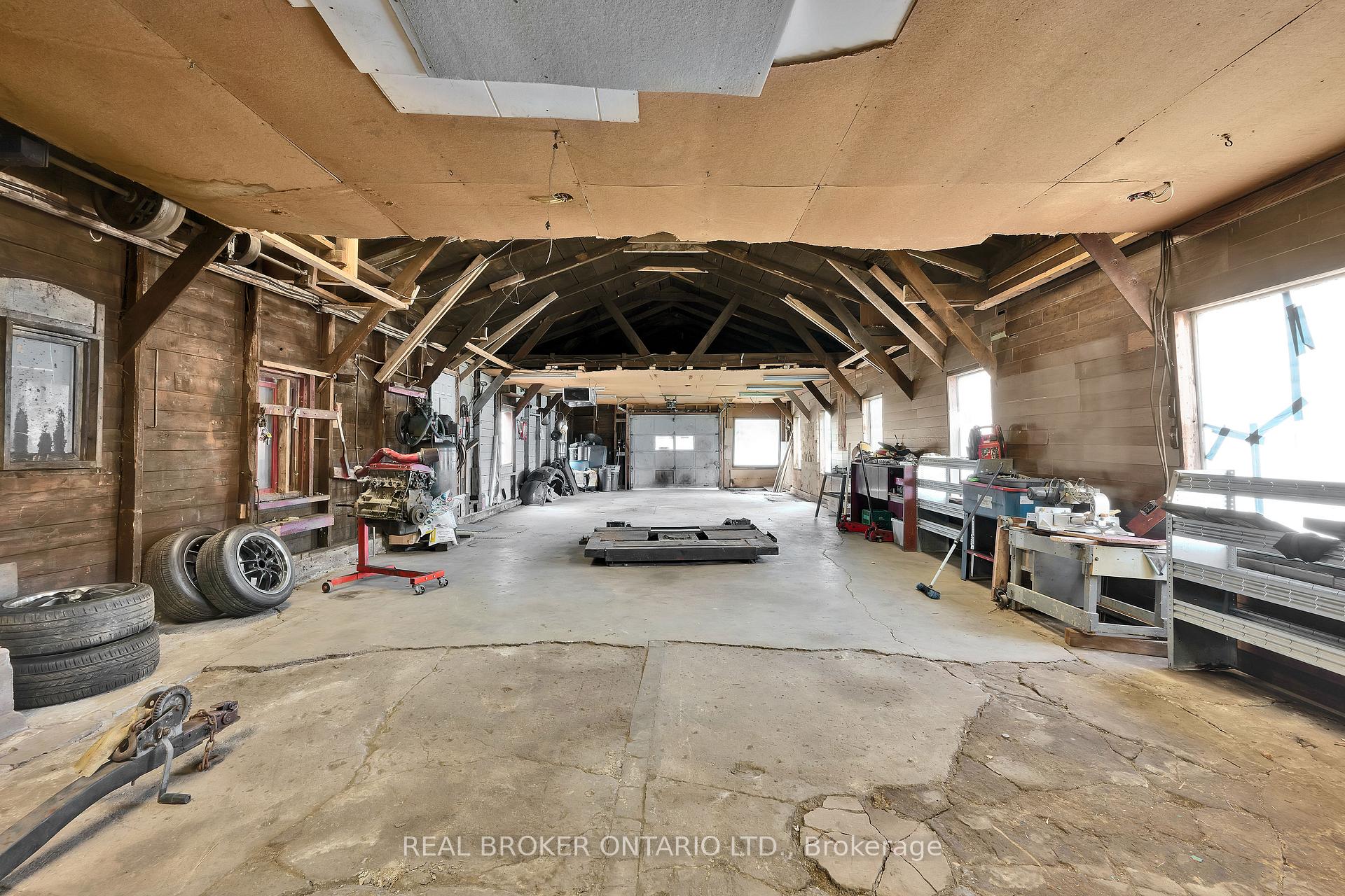 Photo 15 of 1229 Colonial Road, Ottawa, Navan — HOMEH