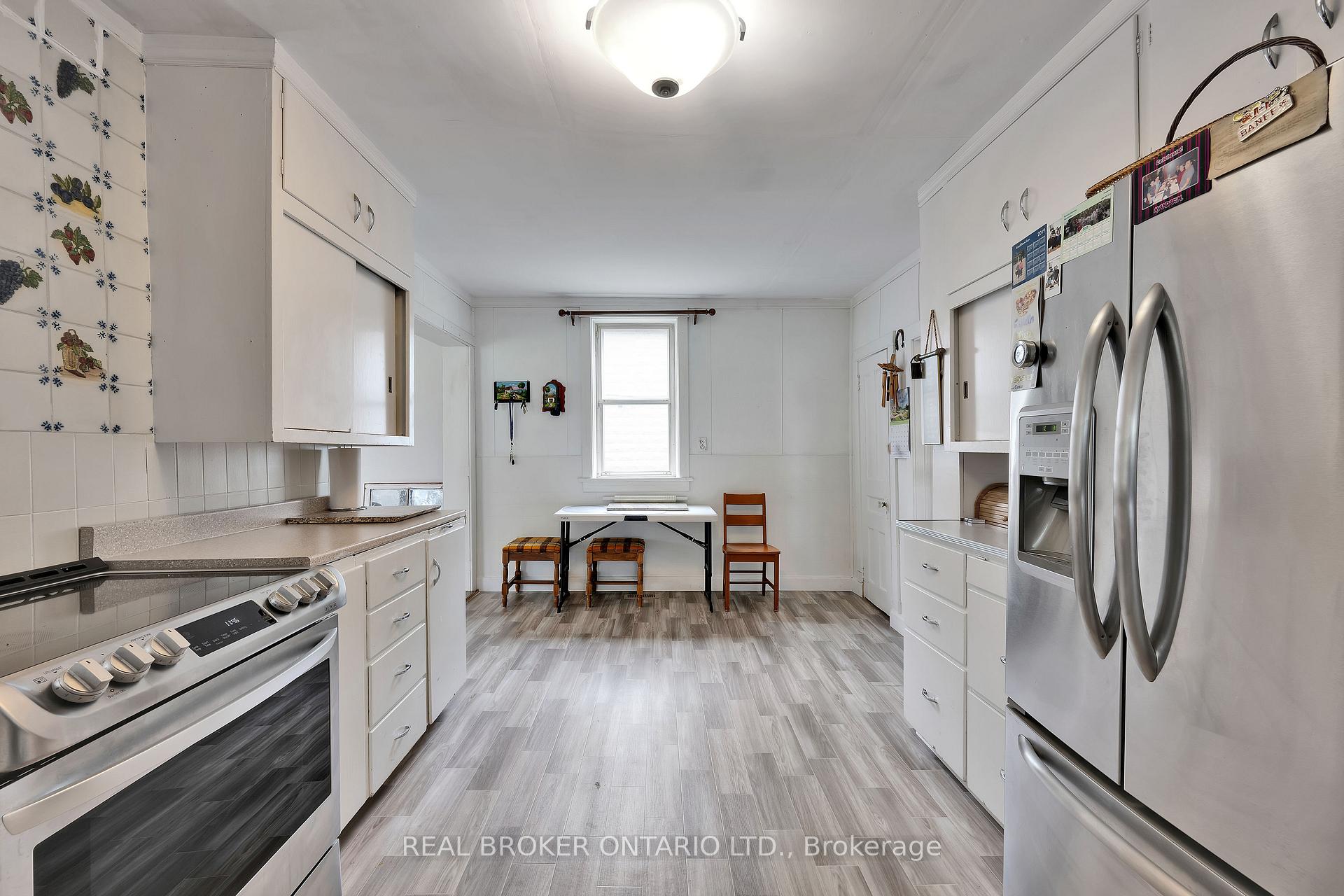 Photo 24 of 1229 Colonial Road, Ottawa, Navan — HOMEH