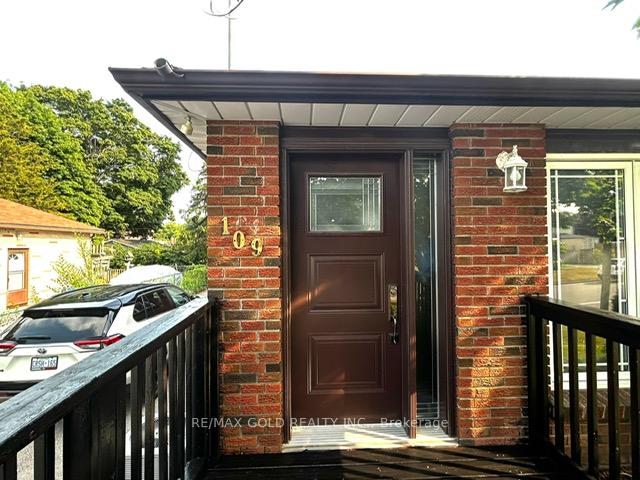 Photo 1 of 109 Tecumseh Avenue, Oshawa, Centennial — HOMEH