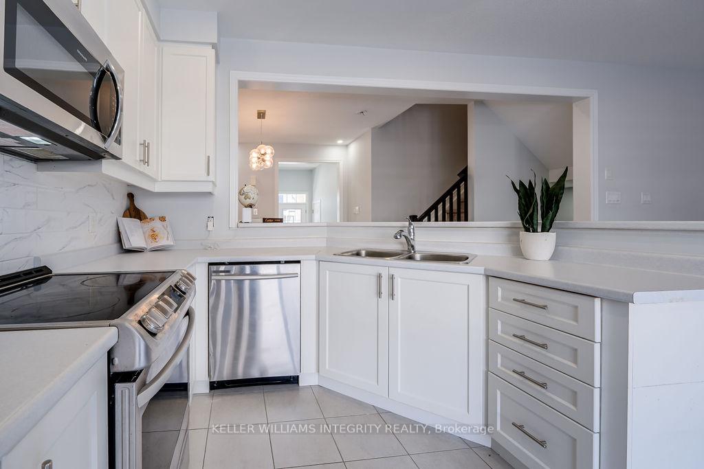 Photo 18 of 602 Monardia Way, Ottawa, Avalon West — HOMEH