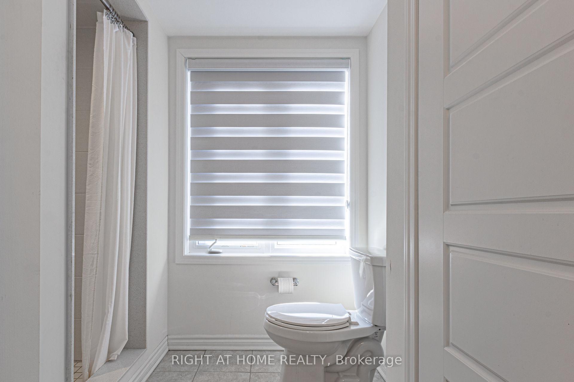 Photo 5 of Unit #136, 1000 Asleton Boulevard, Milton, Willmott — HOMEH