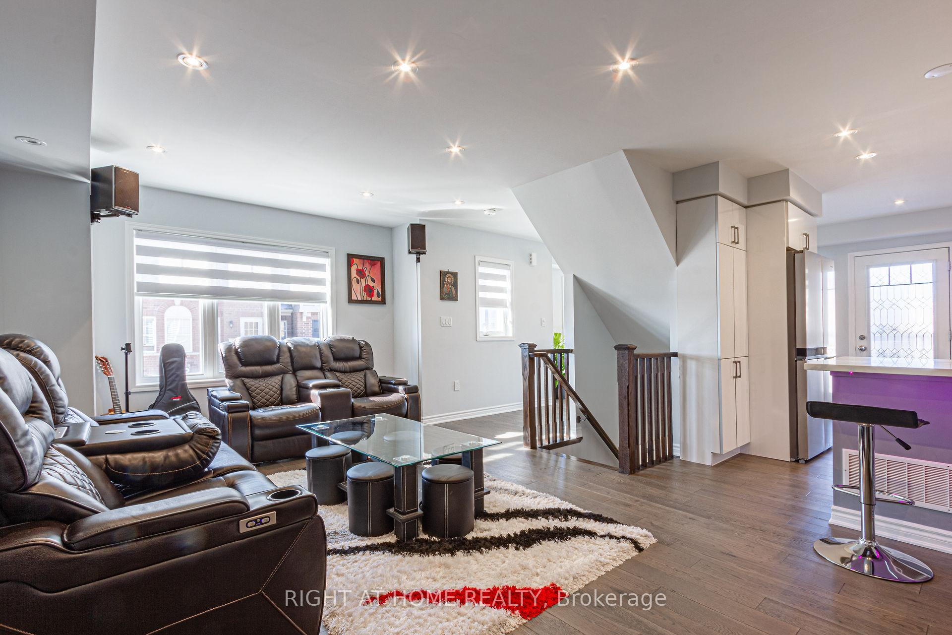 Photo 13 of Unit #136, 1000 Asleton Boulevard, Milton, Willmott — HOMEH