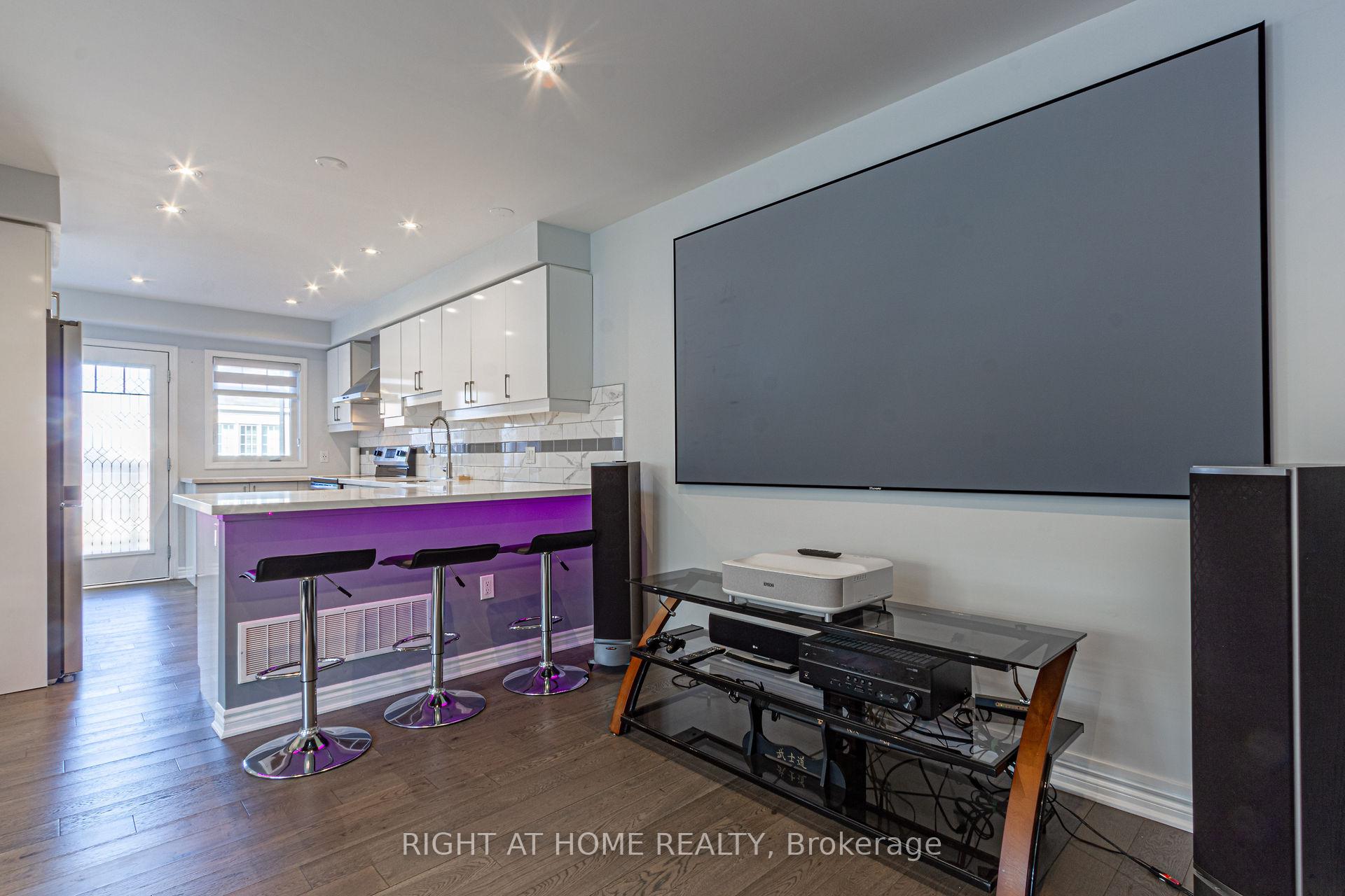 Photo 14 of Unit #136, 1000 Asleton Boulevard, Milton, Willmott — HOMEH