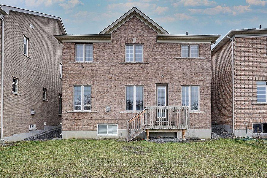 Photo 35 of 2497 Bandsman Crescent, Oshawa, Windfields — HOMEH