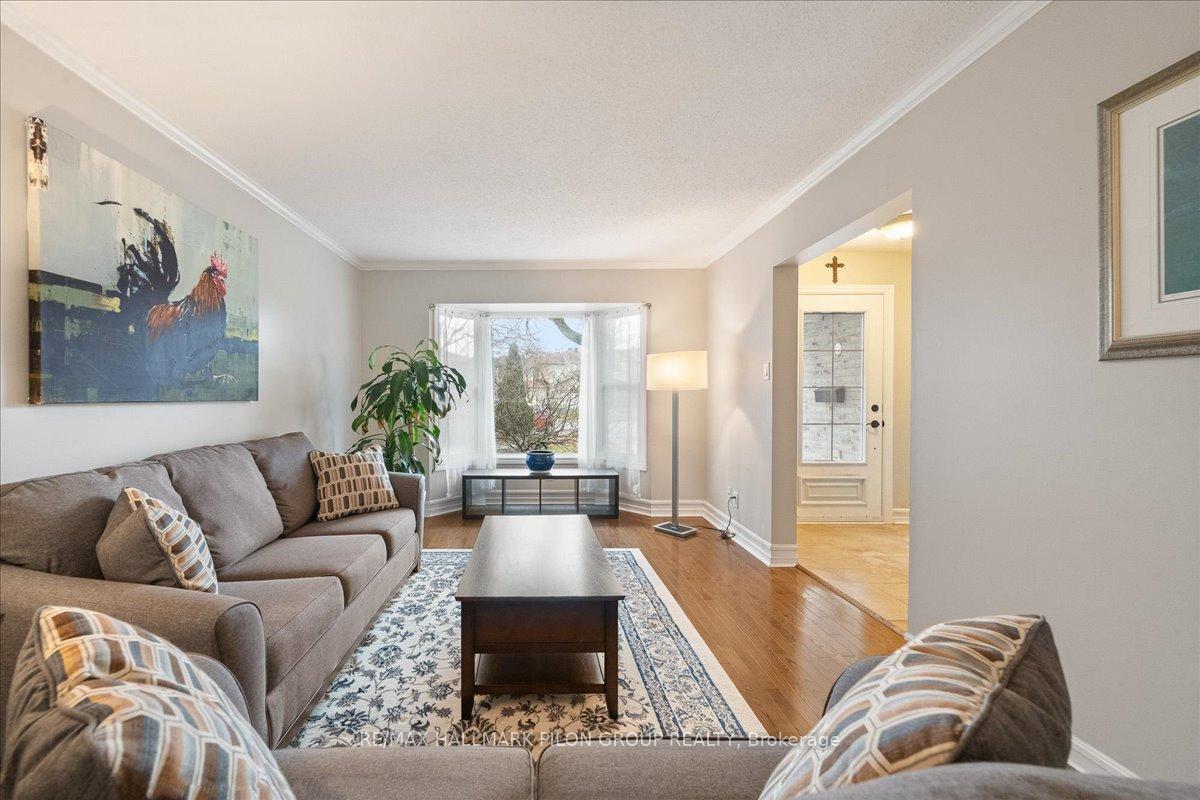 Photo 2 of 1697 Des Perdrix Crescent, Ottawa, Orleans/Sunridge — HOMEH