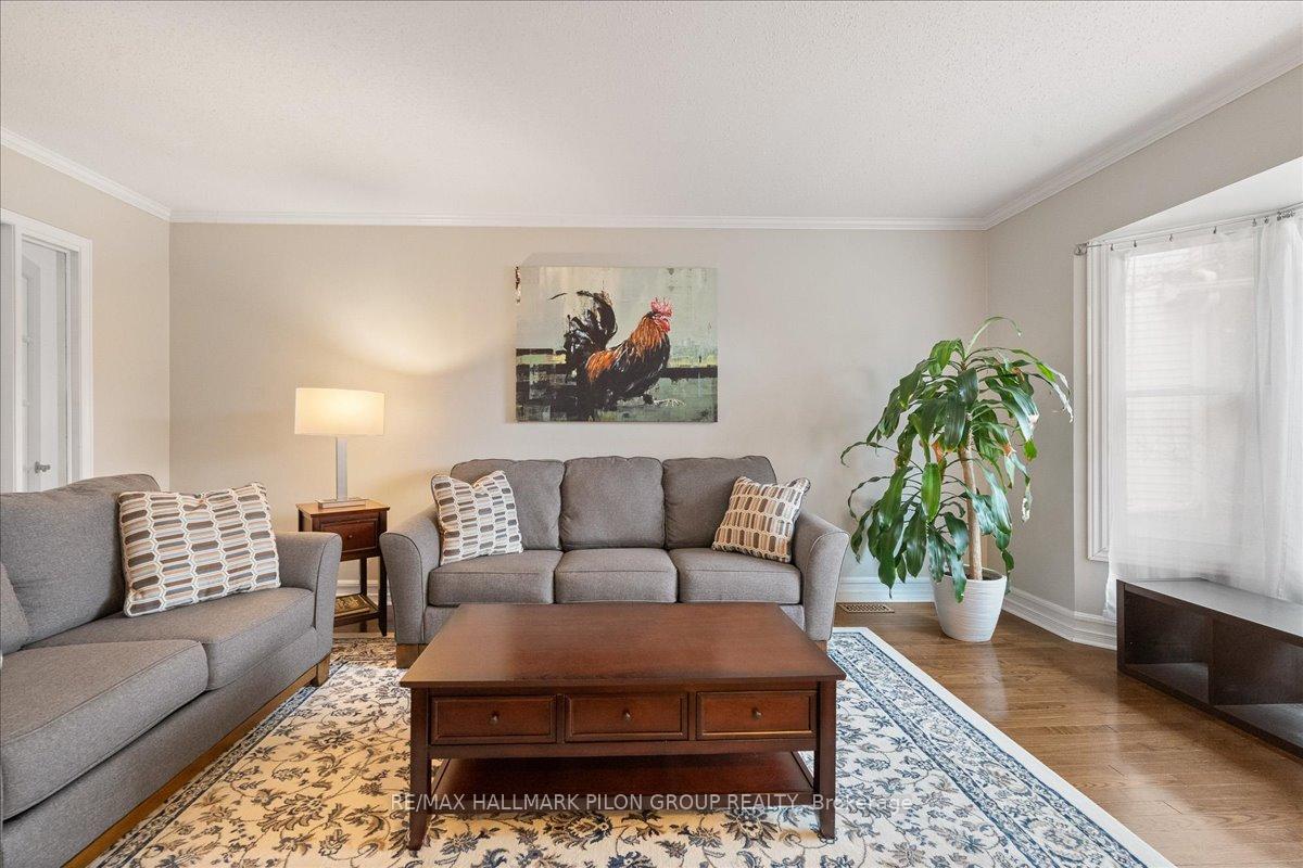 Photo 3 of 1697 Des Perdrix Crescent, Ottawa, Orleans/Sunridge — HOMEH