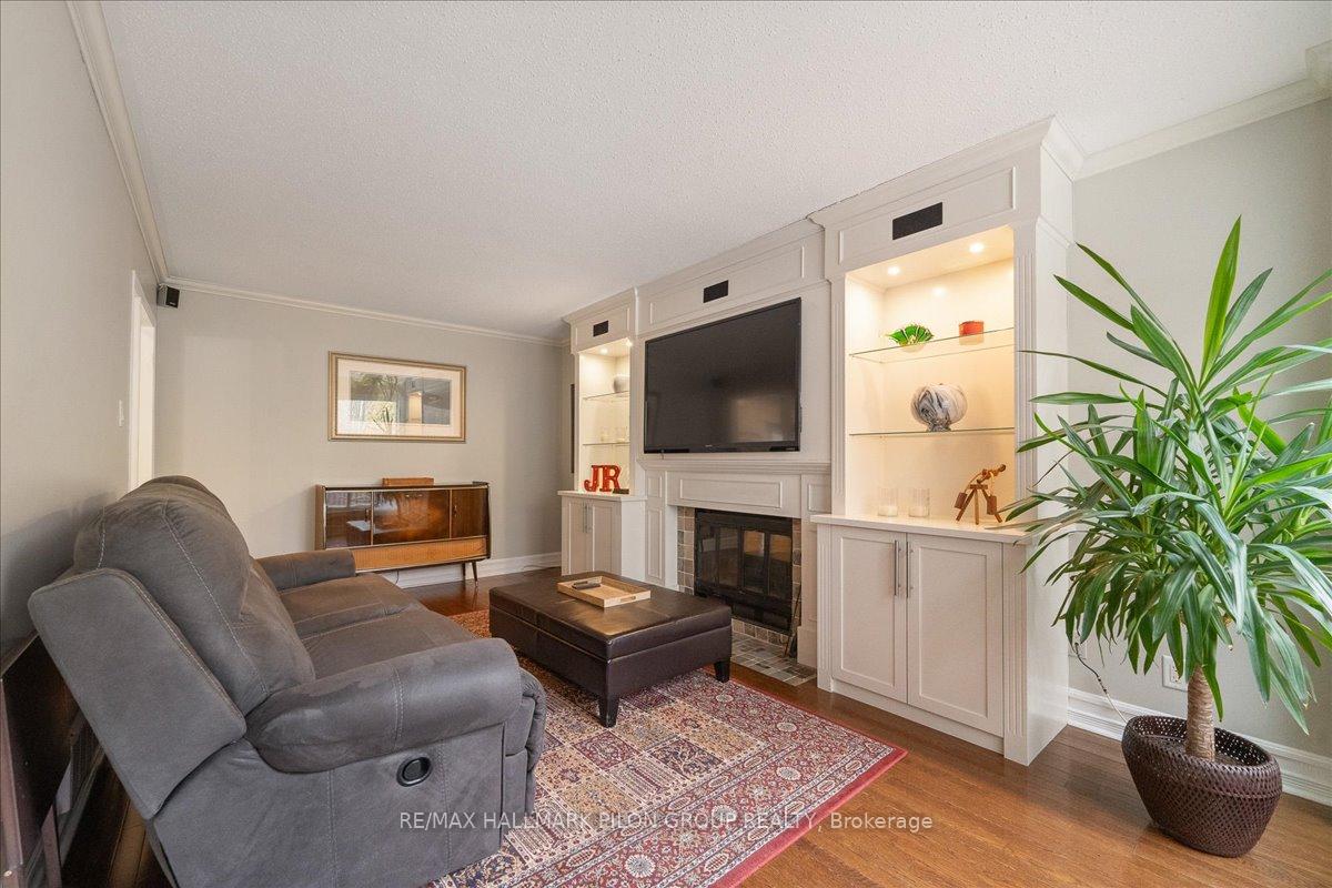 Photo 11 of 1697 Des Perdrix Crescent, Ottawa, Orleans/Sunridge — HOMEH