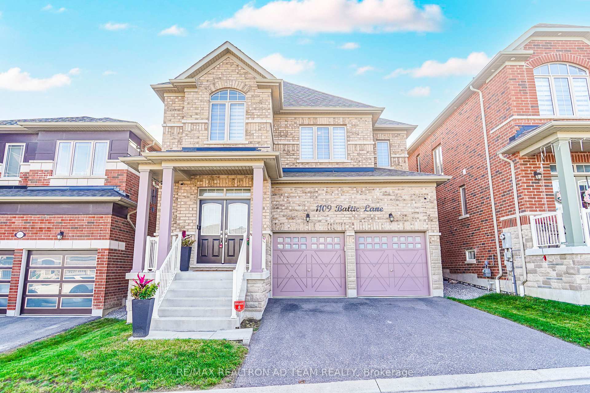 Front of 1109 Baltic Lane