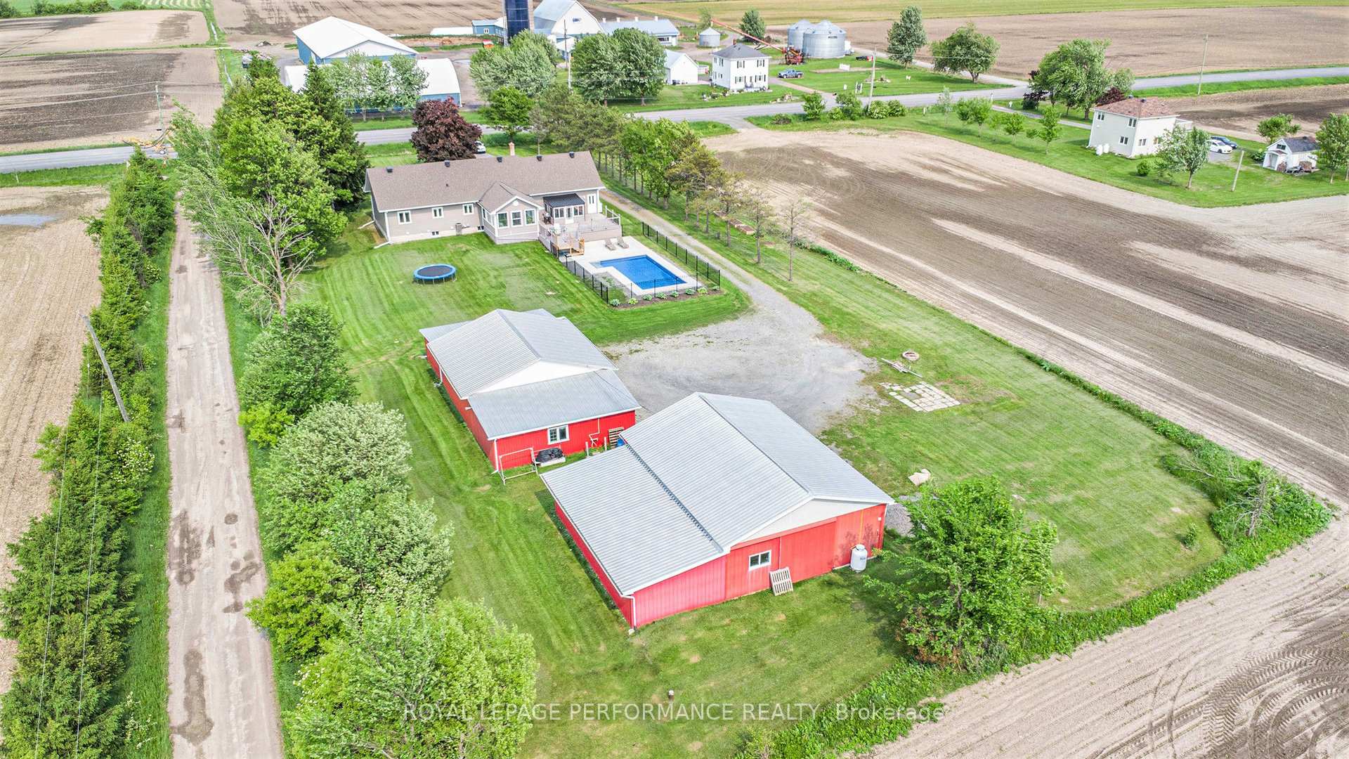 Photo 42 of 3686 Dunning Road, Ottawa, Sarsfield/Bearbrook — HOMEH
