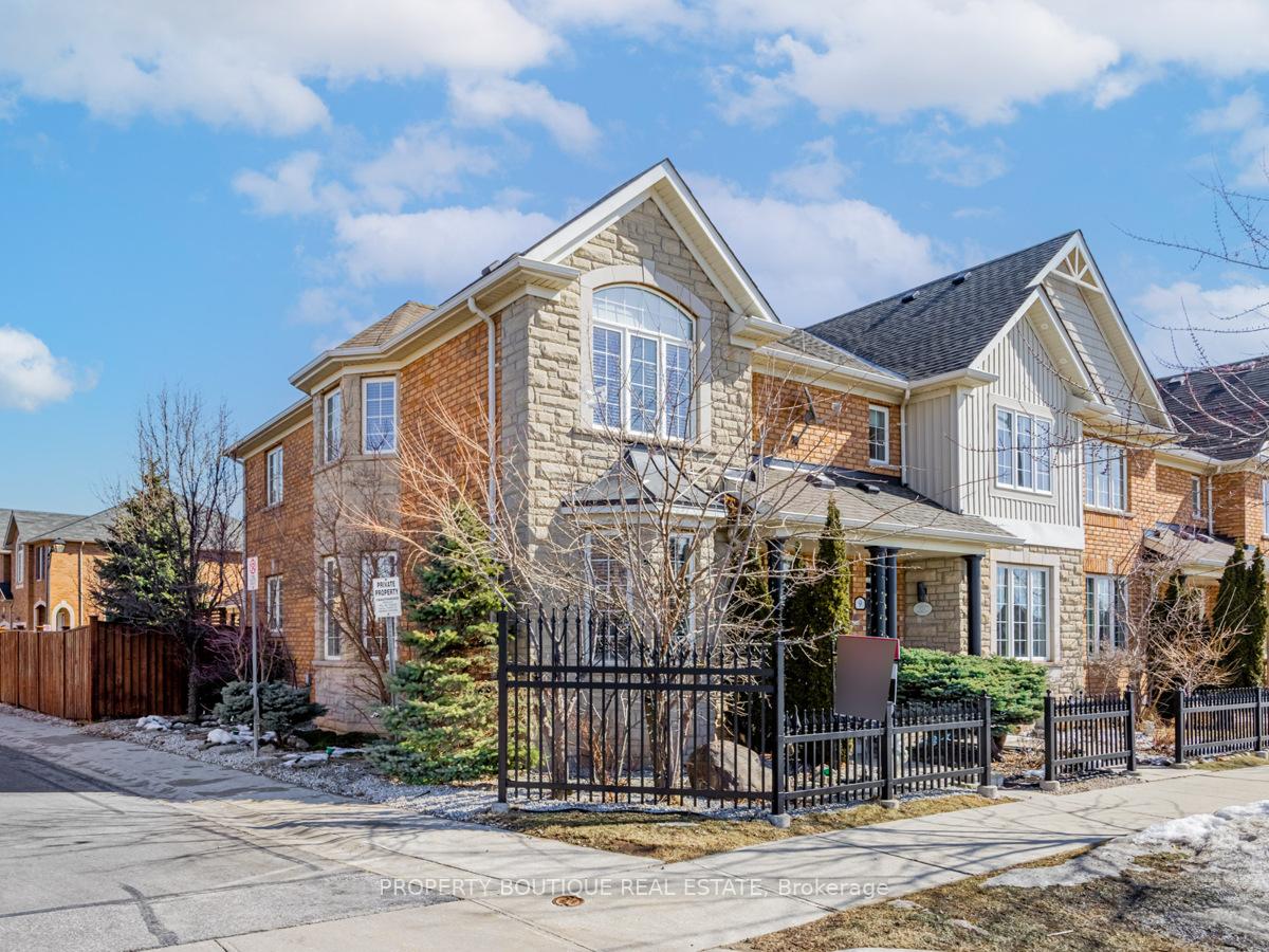 Photo 2 of Unit 10, 651 Farmstead Drive, Milton, Willmott — HOMEH
