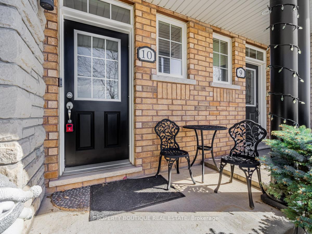 Photo 3 of Unit 10, 651 Farmstead Drive, Milton, Willmott — HOMEH