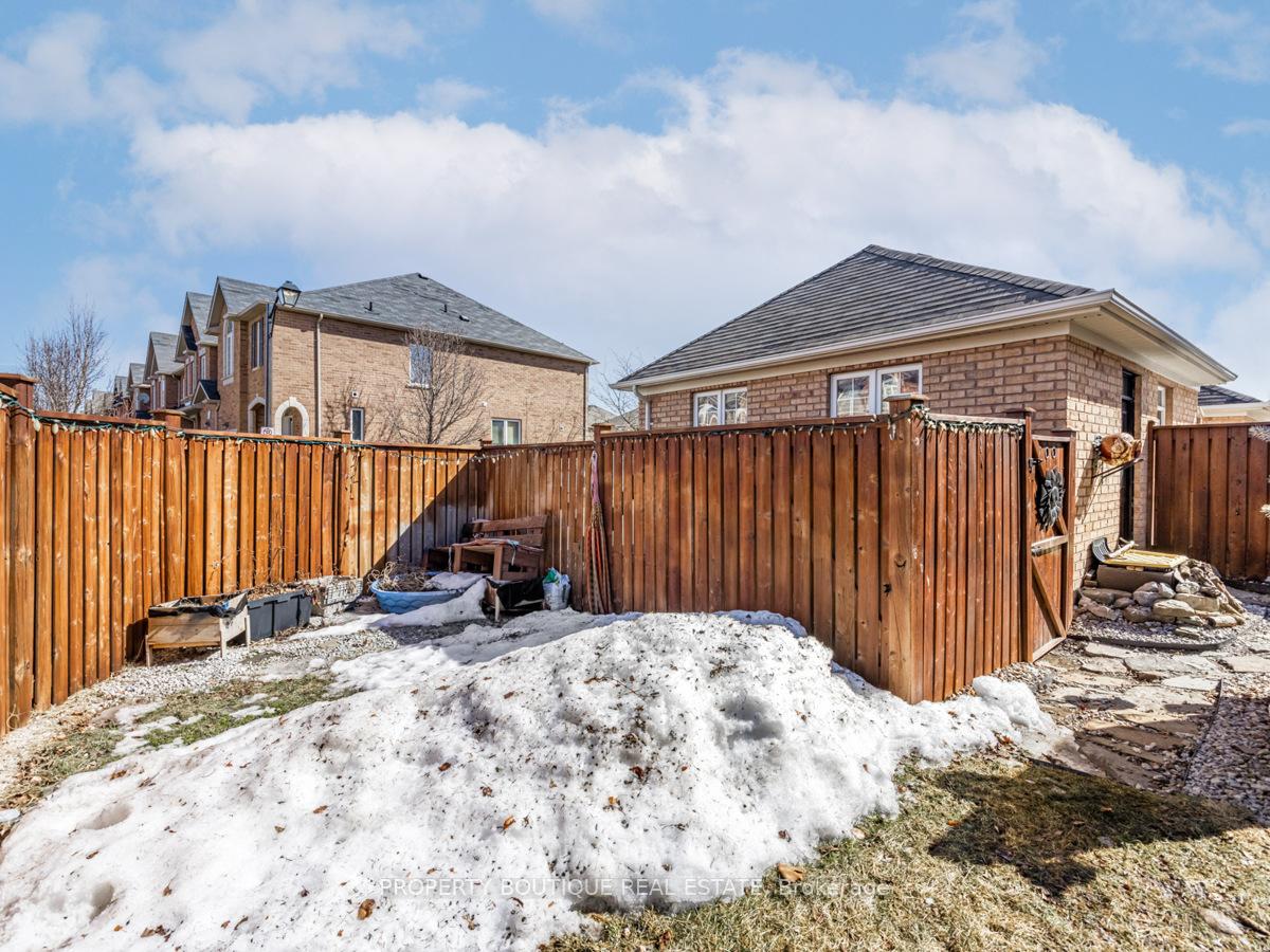 Photo 31 of Unit 10, 651 Farmstead Drive, Milton, Willmott — HOMEH