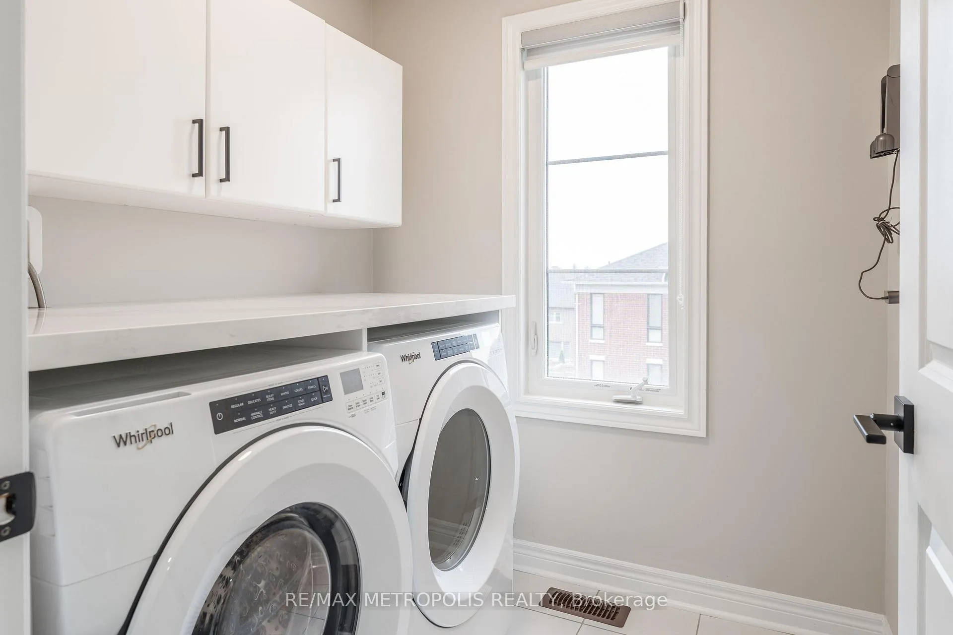 Photo 32 of 2503 Hibiscus Drive, Pickering, Rural Pickering — HOMEH