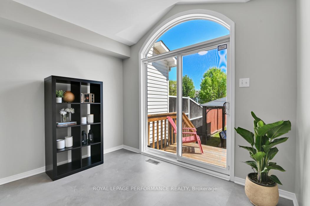 Photo 13 of 2203 Brockstone Crescent, Ottawa, Avalon East — HOMEH