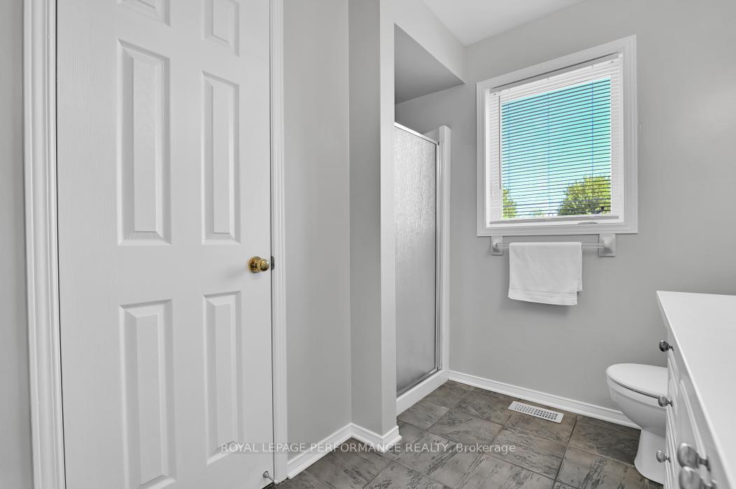 Photo 18 of 2203 Brockstone Crescent, Ottawa, Avalon East — HOMEH