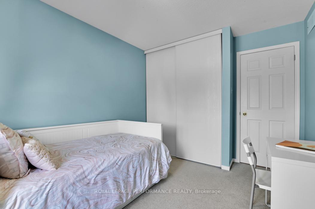 Photo 20 of 2203 Brockstone Crescent, Ottawa, Avalon East — HOMEH