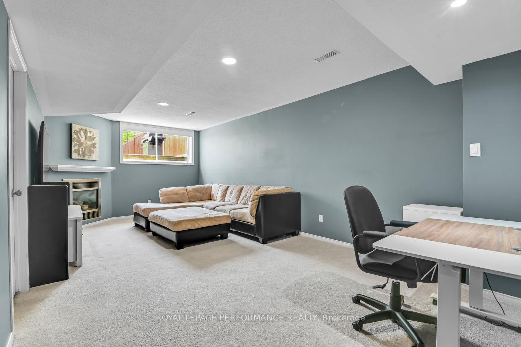 Photo 26 of 2203 Brockstone Crescent, Ottawa, Avalon East — HOMEH