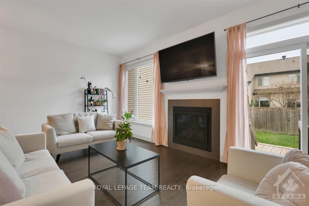 Photo 6 of 308 Rainrock Crescent, Ottawa, Mer Bleue/Bradley Estates/Anderson Park — HOMEH