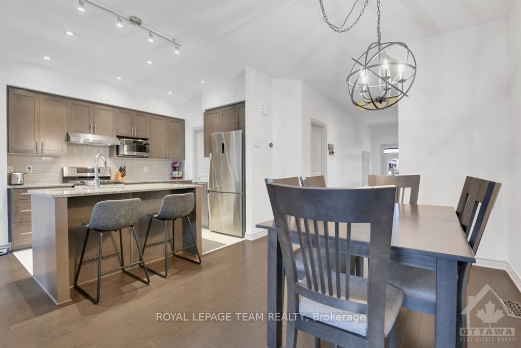 Photo 9 of 308 Rainrock Crescent, Ottawa, Mer Bleue/Bradley Estates/Anderson Park — HOMEH