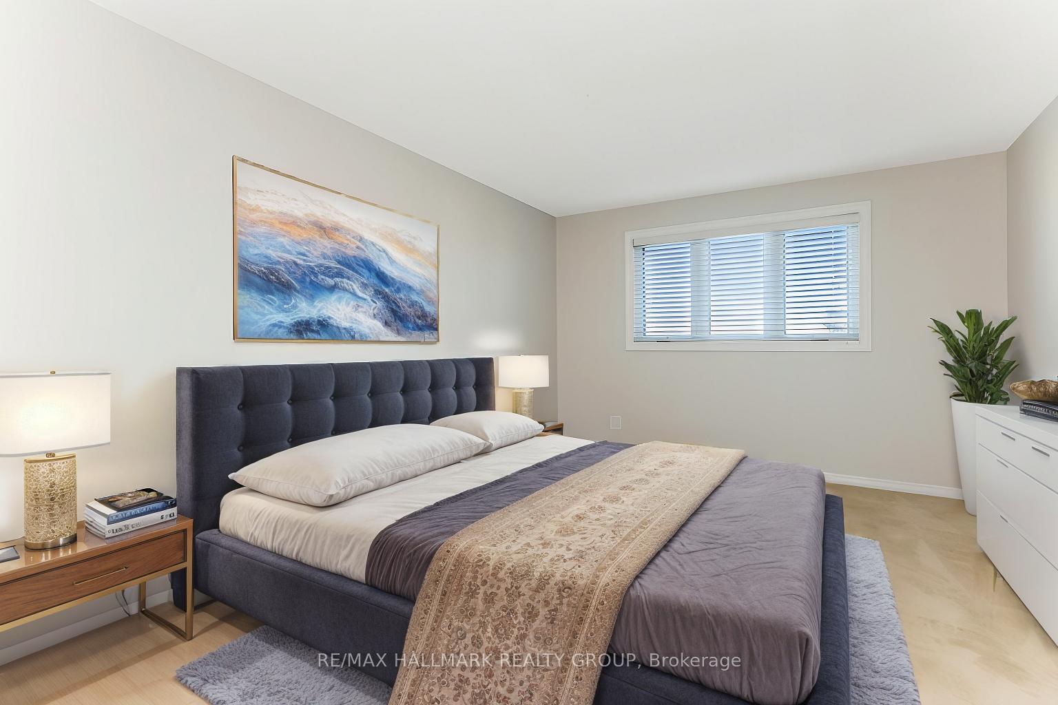 Photo 15 of 496 Harrowsmith Way, Ottawa, Fallingbrook/Gardenway South — HOMEH