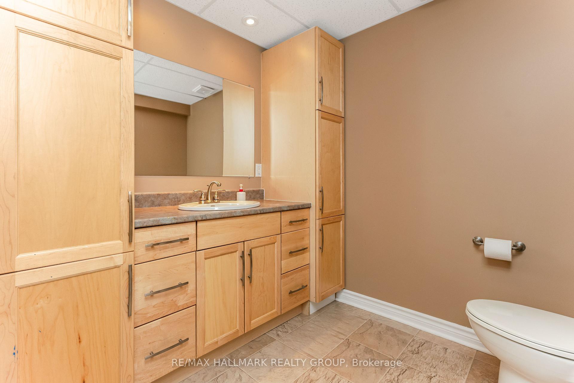 Photo 24 of 496 Harrowsmith Way, Ottawa, Fallingbrook/Gardenway South — HOMEH