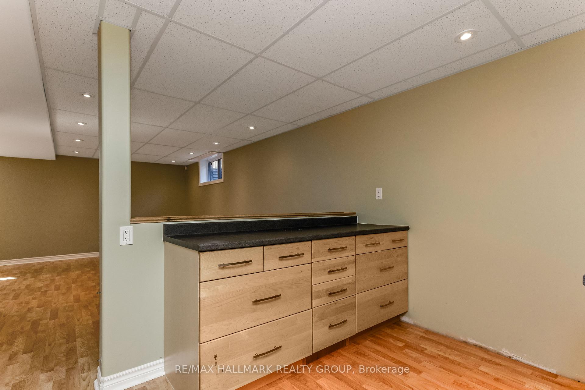 Photo 28 of 496 Harrowsmith Way, Ottawa, Fallingbrook/Gardenway South — HOMEH