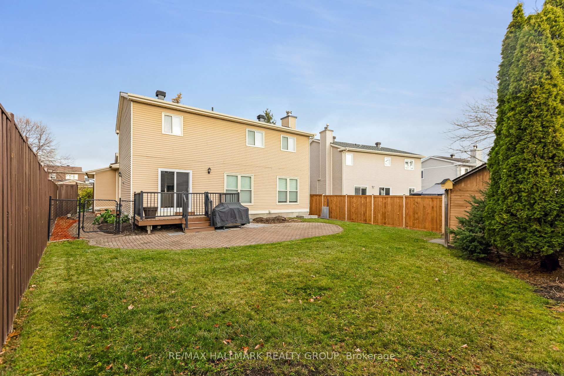 Photo 33 of 496 Harrowsmith Way, Ottawa, Fallingbrook/Gardenway South — HOMEH