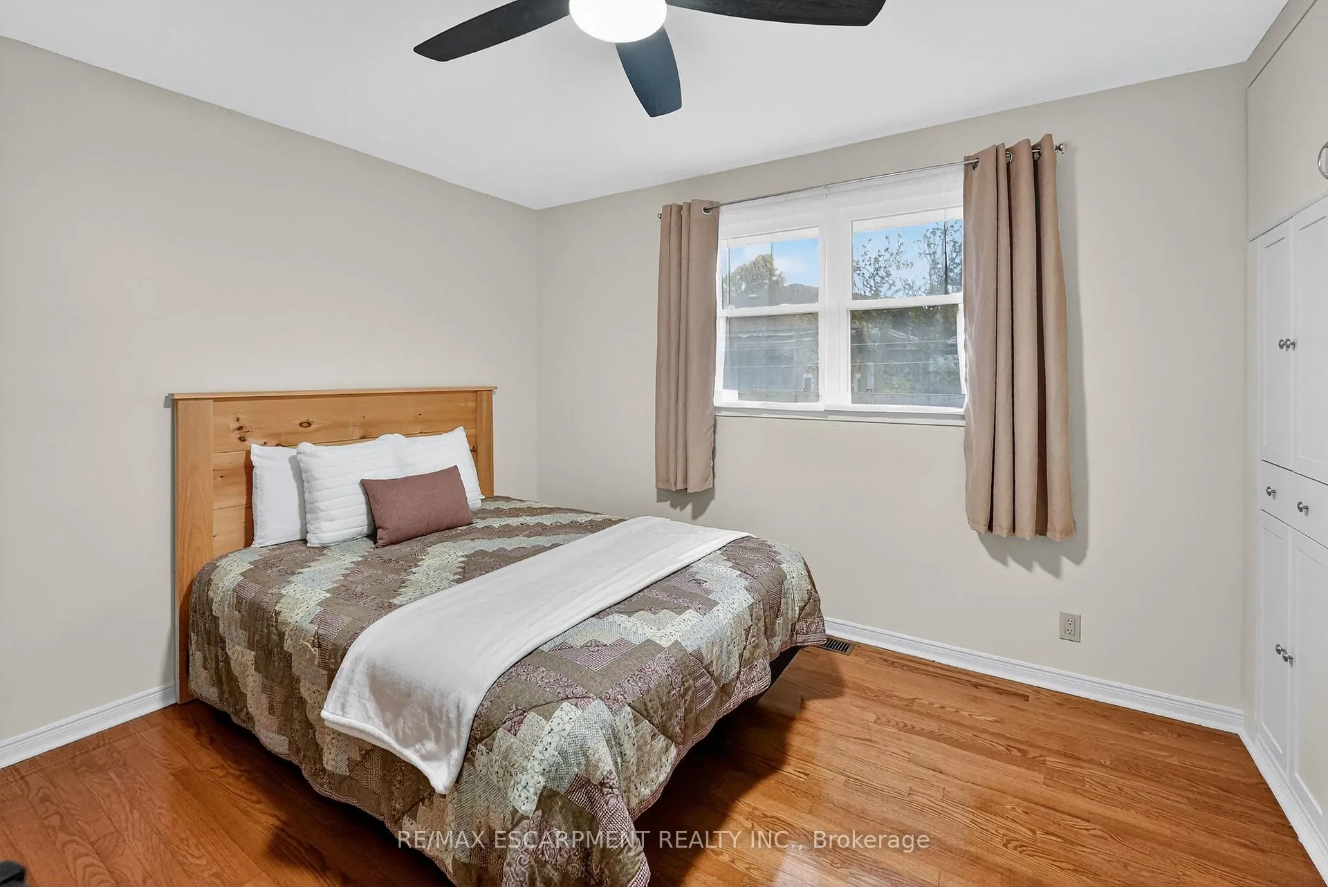 Photo 16 of 517 Stanley Street, Port Colborne, Sugarloaf — HOMEH