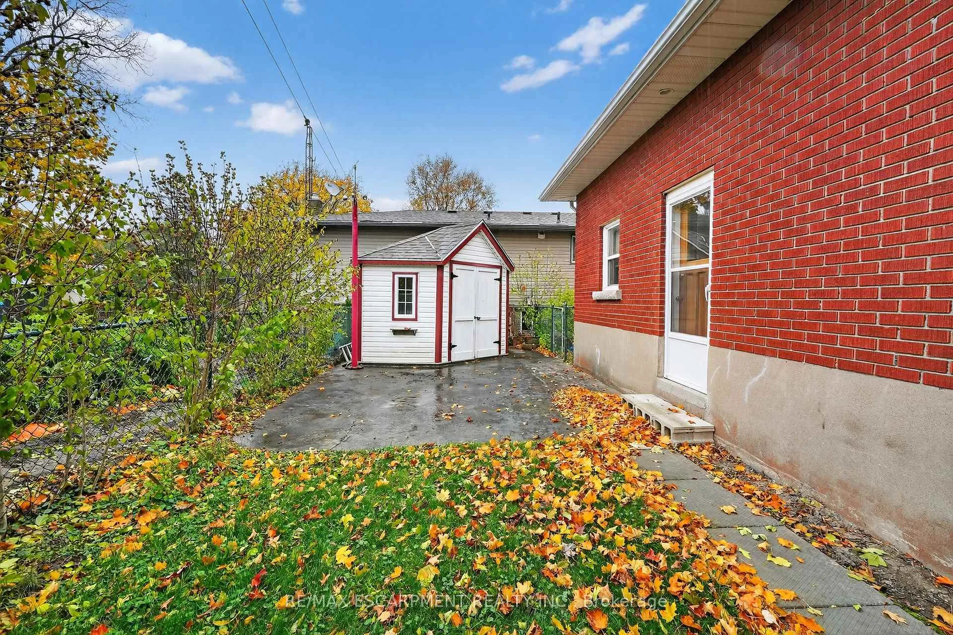 Photo 29 of 517 Stanley Street, Port Colborne, Sugarloaf — HOMEH